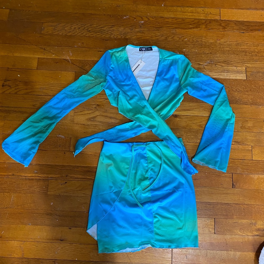 Blue green two piece mini skirt set